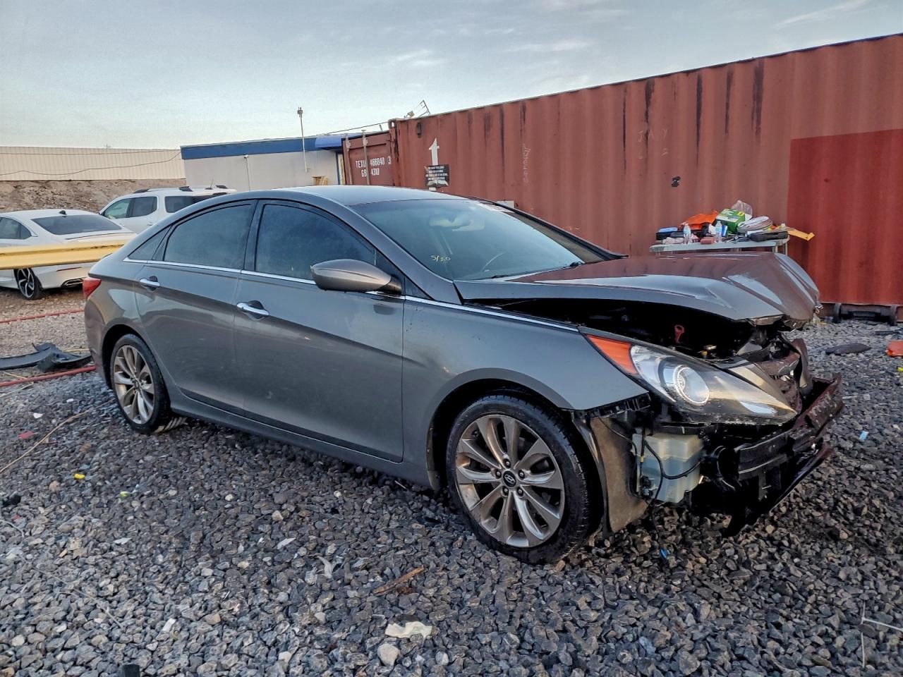 2013 HYUNDAI SONATA SE photo 7