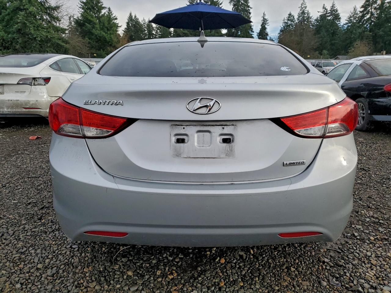 2013 HYUNDAI ELANTRA GLS photo 11
