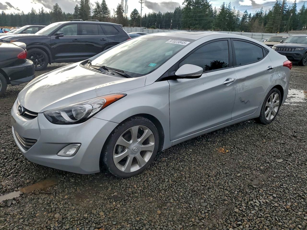 2013 HYUNDAI ELANTRA