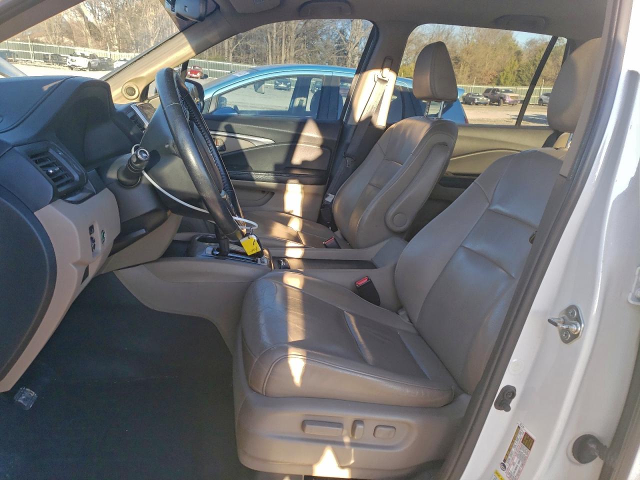 2016 HONDA PILOT EXL photo 19