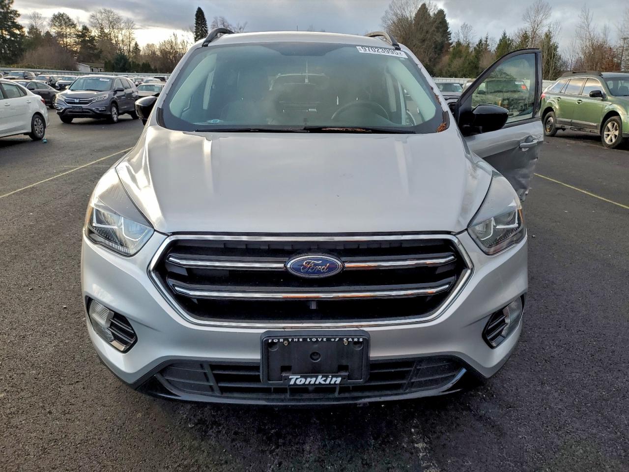 2018 FORD ESCAPE SE photo 9