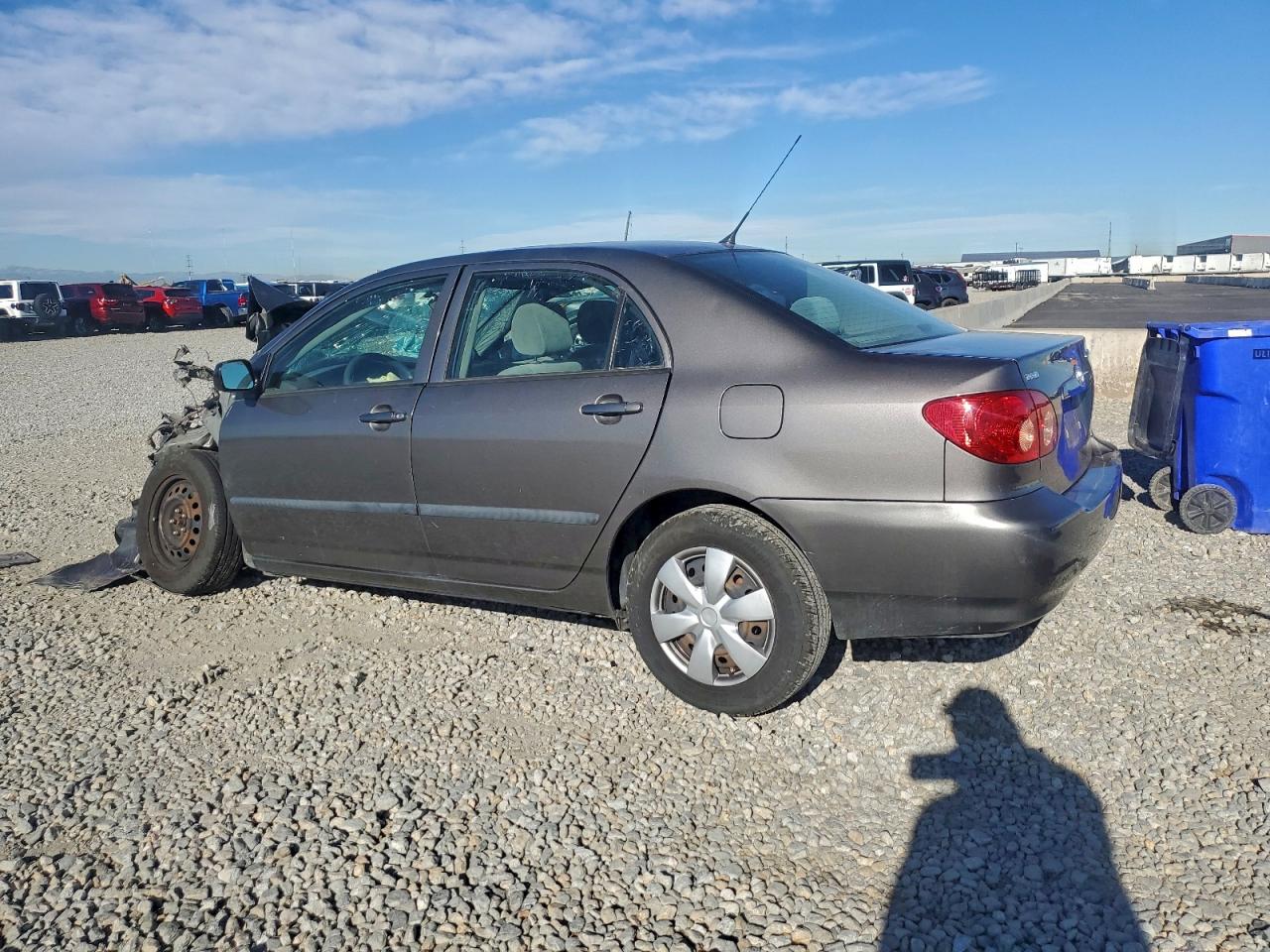 2006 TOYOTA COROLLA CE photo 3