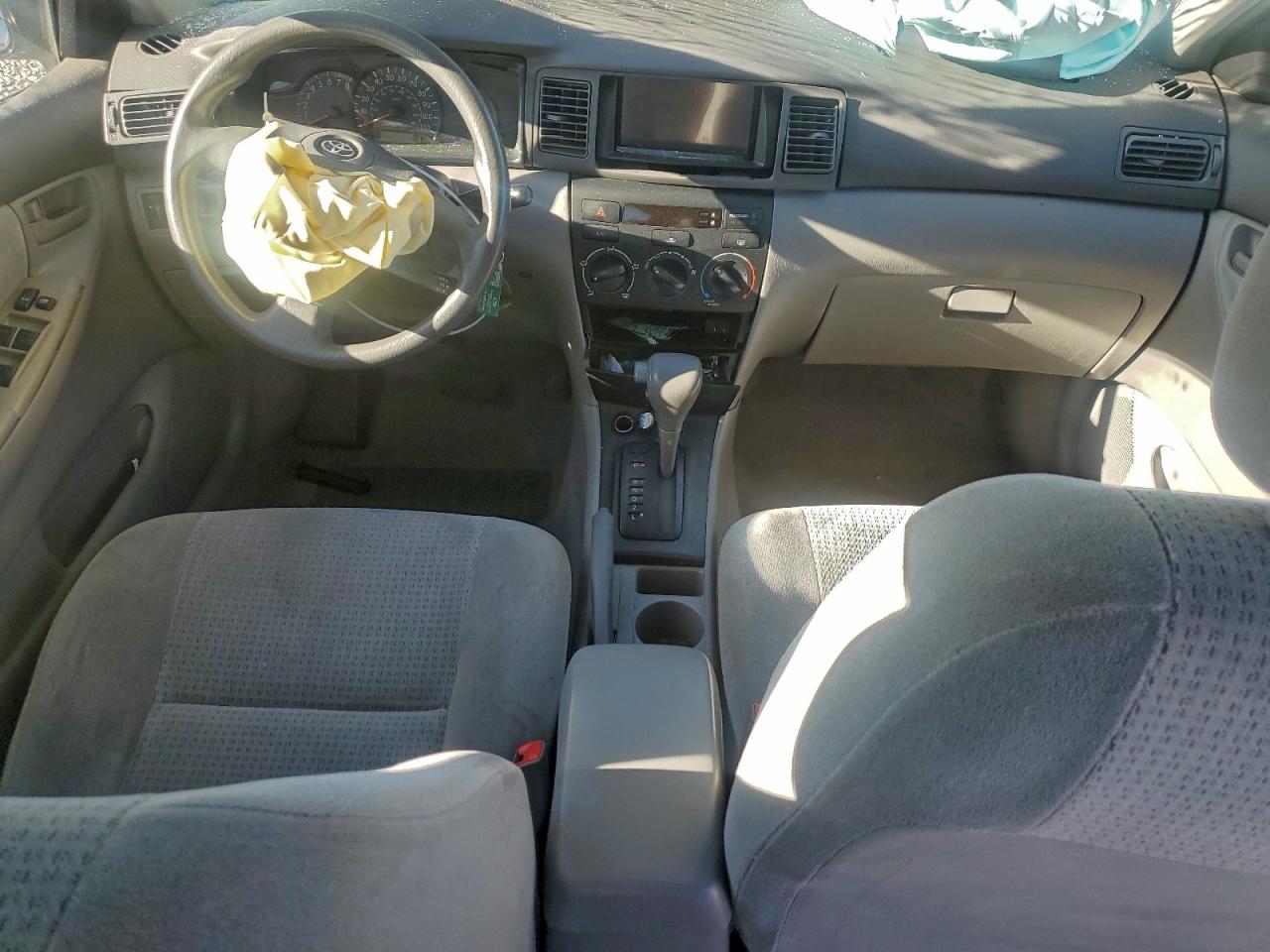 2006 TOYOTA COROLLA CE photo 15