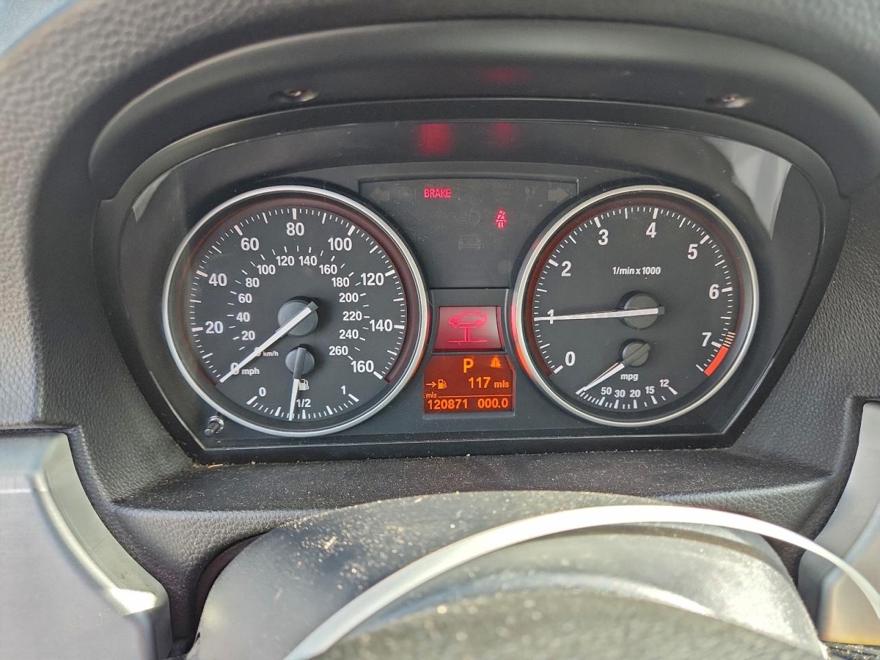 2010 BMW 328 I photo 25