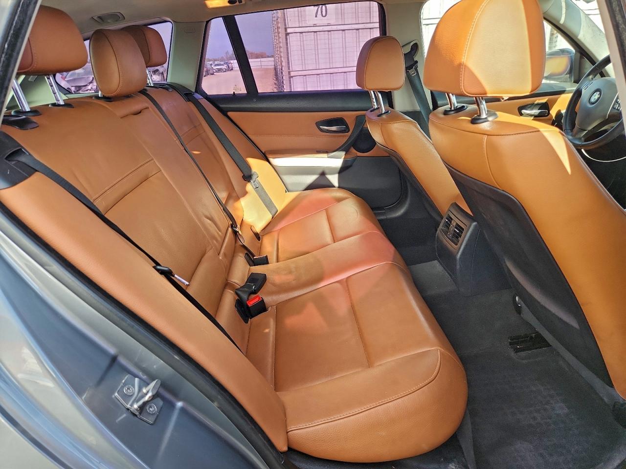 2010 BMW 328 I photo 31