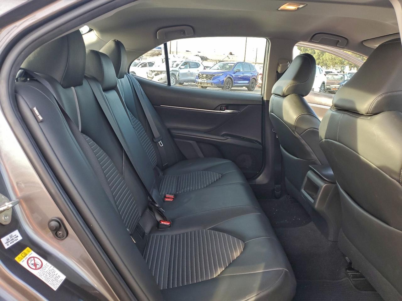 2018 TOYOTA CAMRY HYBRID photo 19