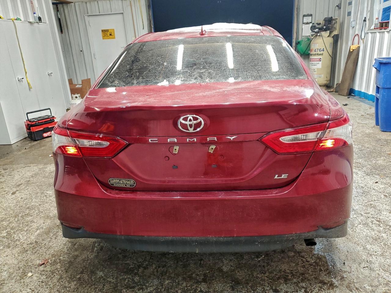 2020 TOYOTA CAMRY LE photo 6
