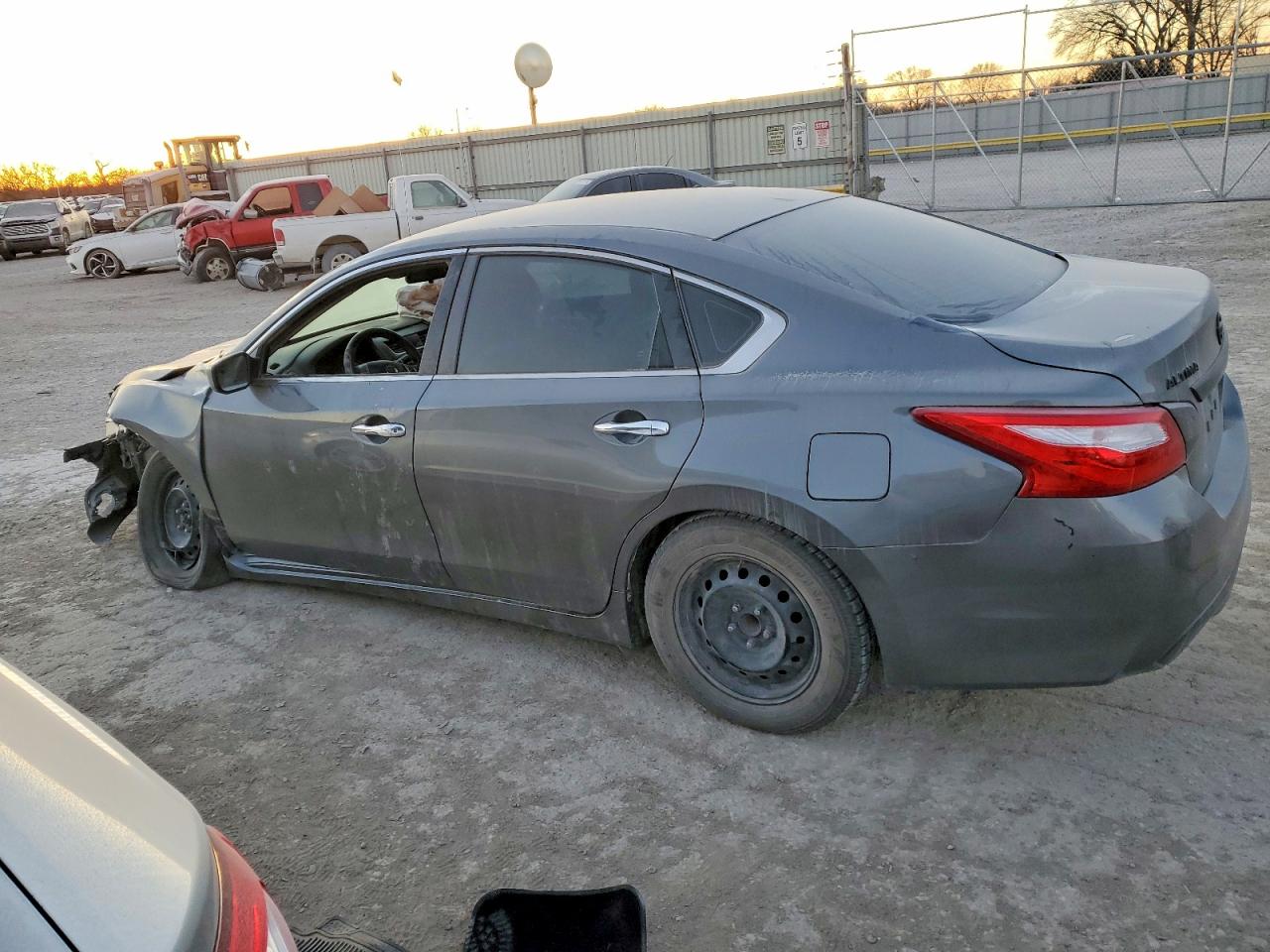 2017 NISSAN ALTIMA 2.5 photo 2