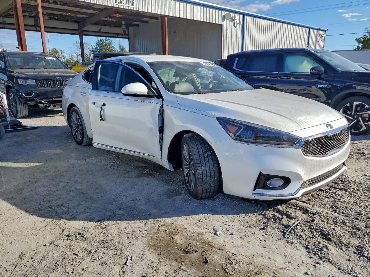 2019 KIA CADENZA PREMIUM photo 10