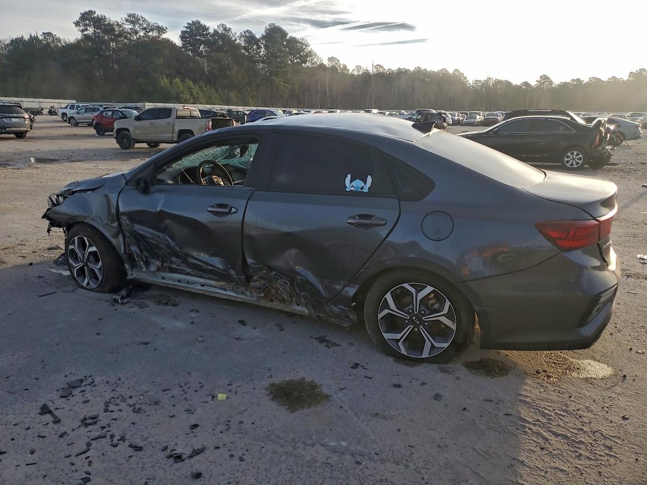 2021 KIA FORTE FE photo 4
