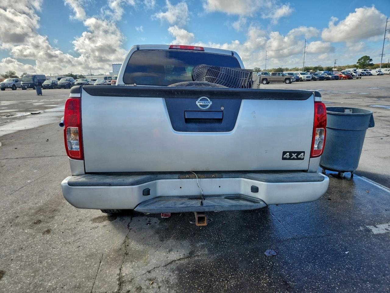 2017 NISSAN FRONTIER S photo 6