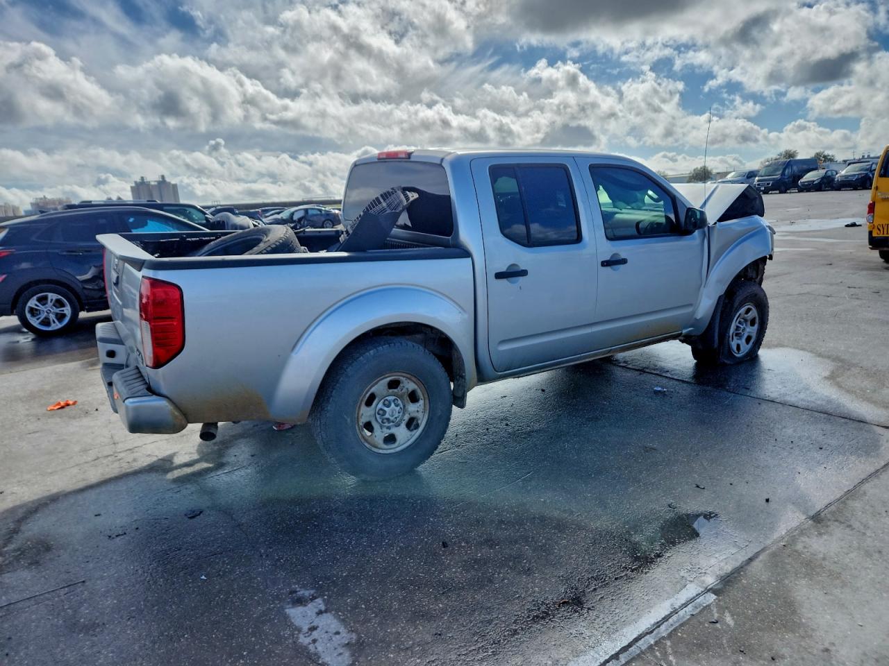 2017 NISSAN FRONTIER S photo 3