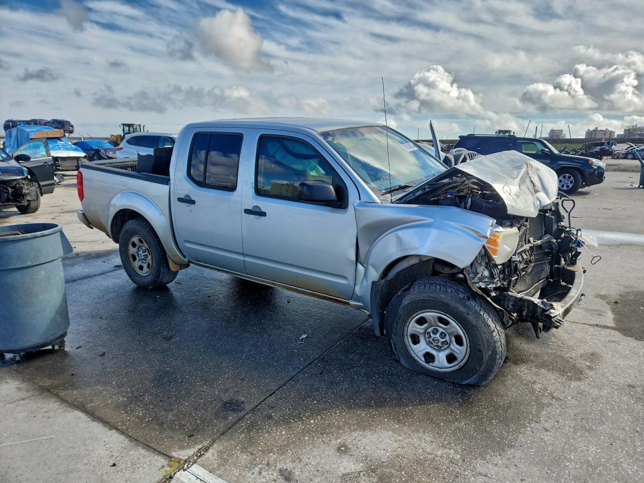 2017 NISSAN FRONTIER S photo 4