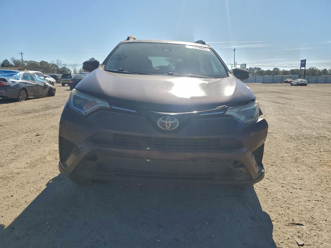 2018 TOYOTA RAV4 LE photo 9