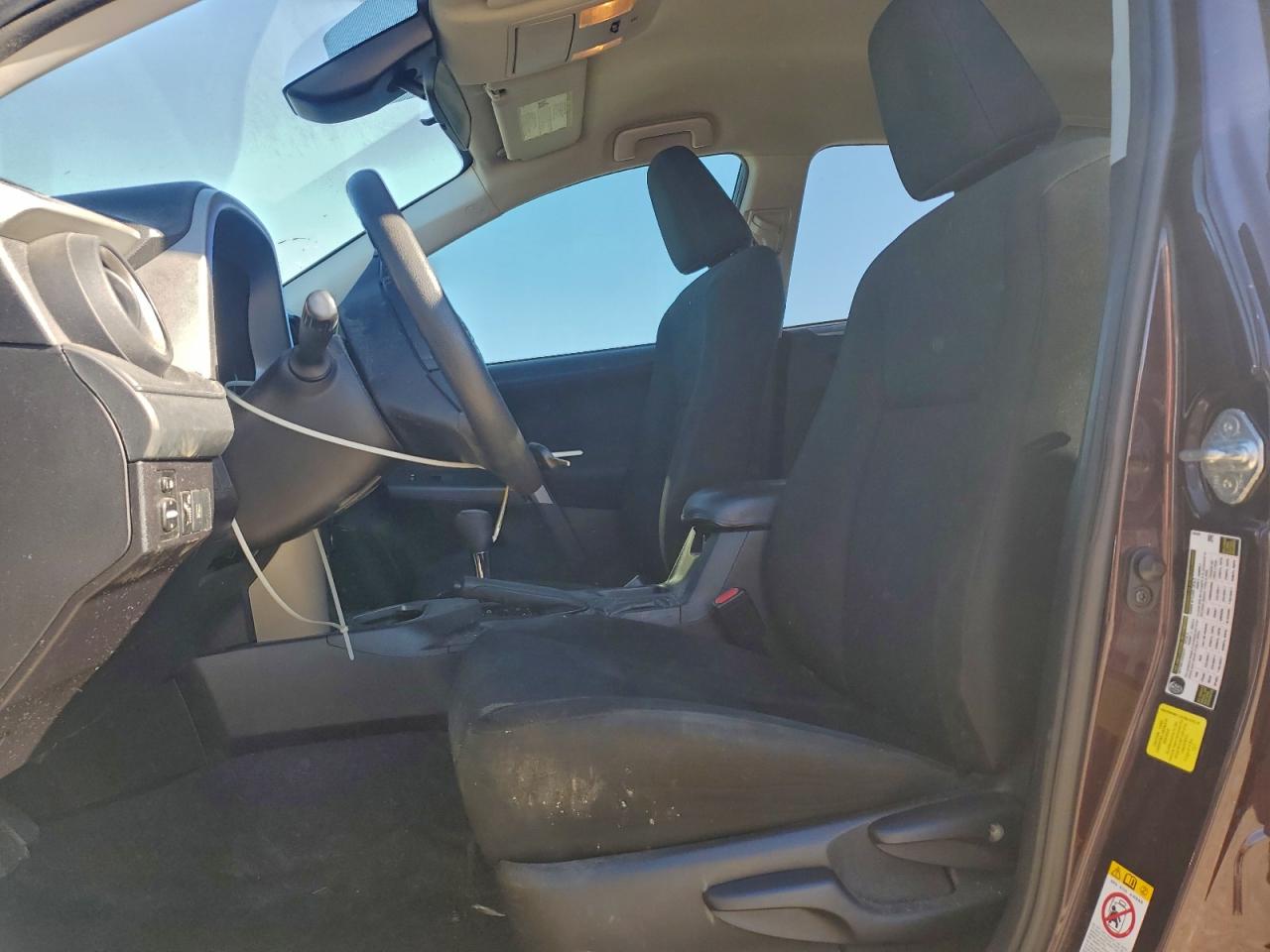 2018 TOYOTA RAV4 LE photo 13