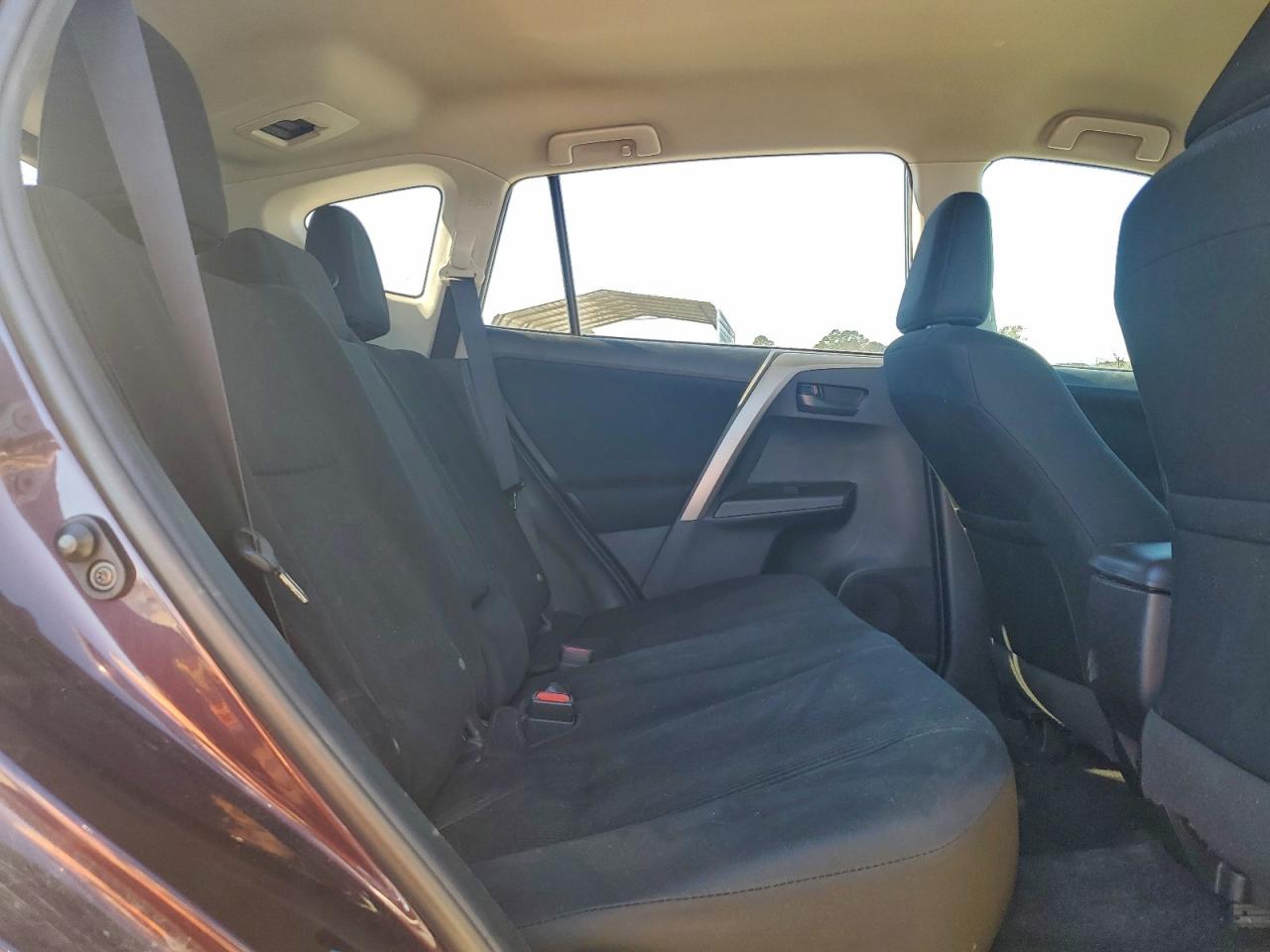 2018 TOYOTA RAV4 LE photo 21