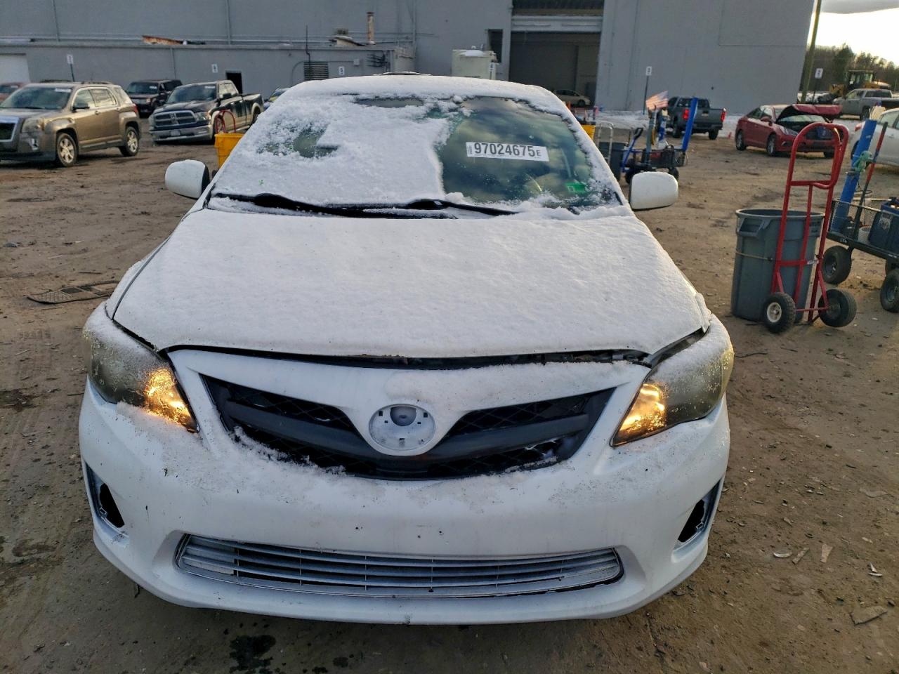 2012 TOYOTA COROLLA BASE photo 13