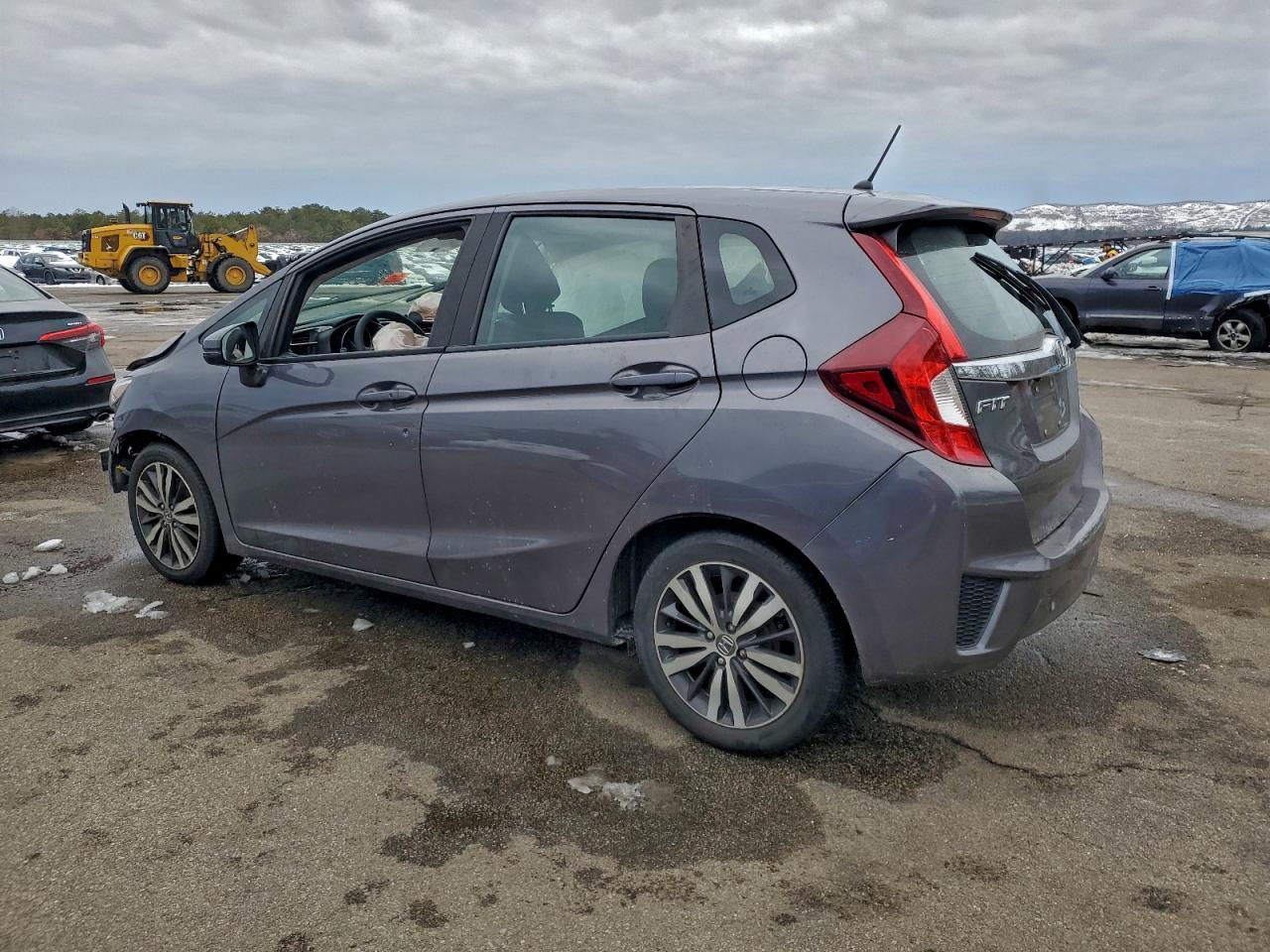 2015 HONDA FIT EX photo 3