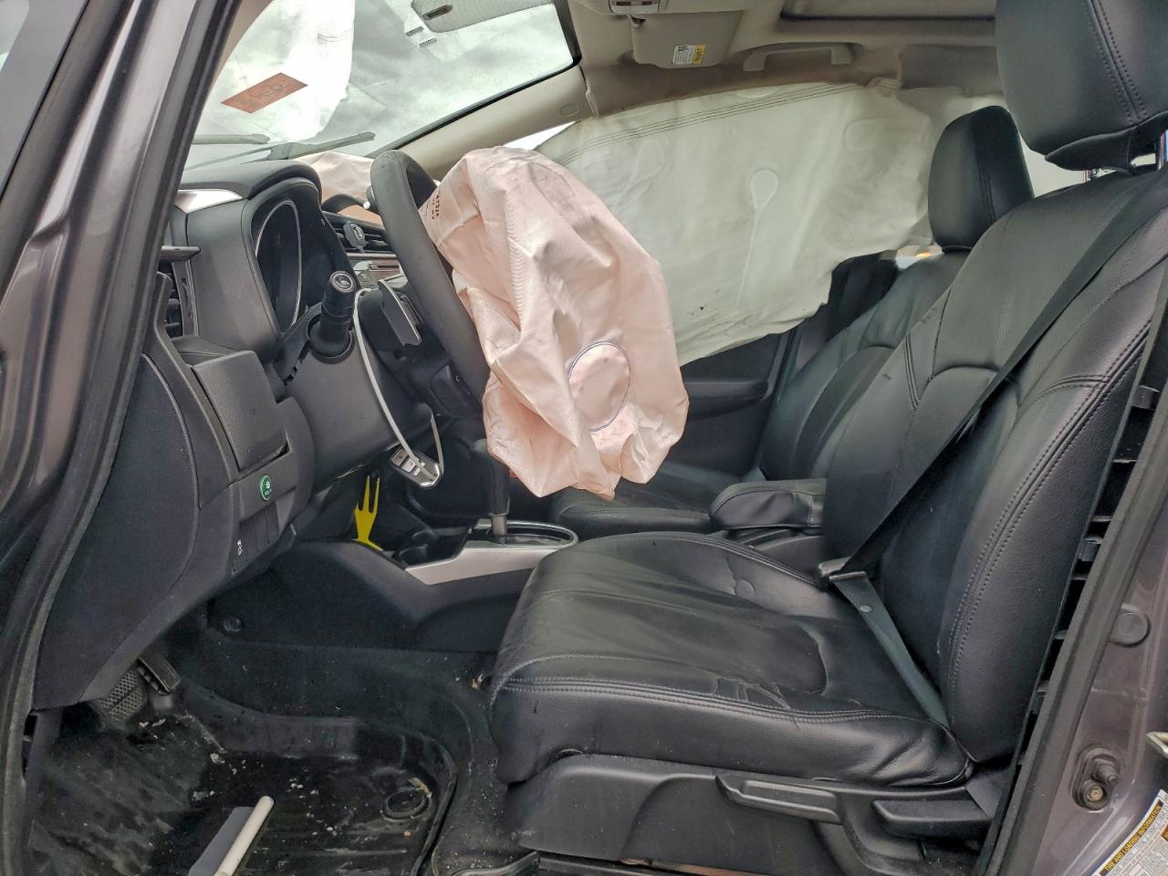 2015 HONDA FIT EX photo 13