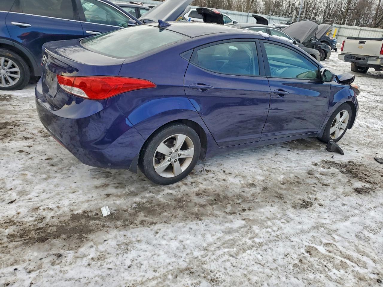 2013 HYUNDAI ELANTRA GLS photo 5