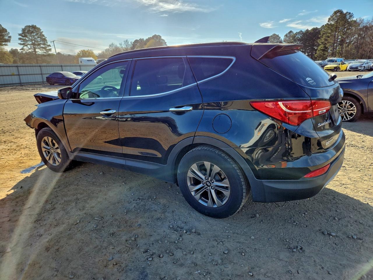 2015 HYUNDAI SANTA FE SPORT photo 2