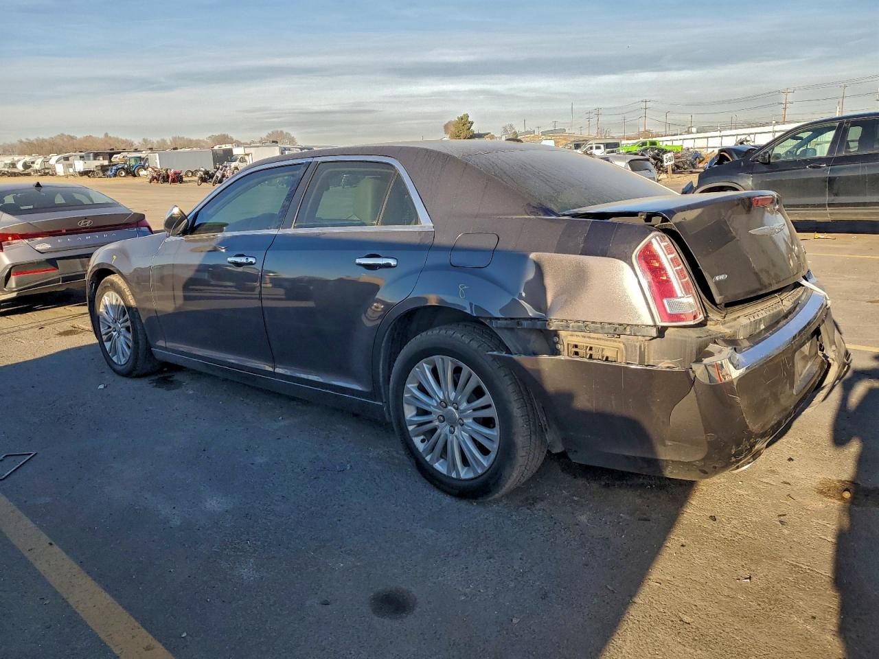 2013 CHRYSLER 300C photo 2