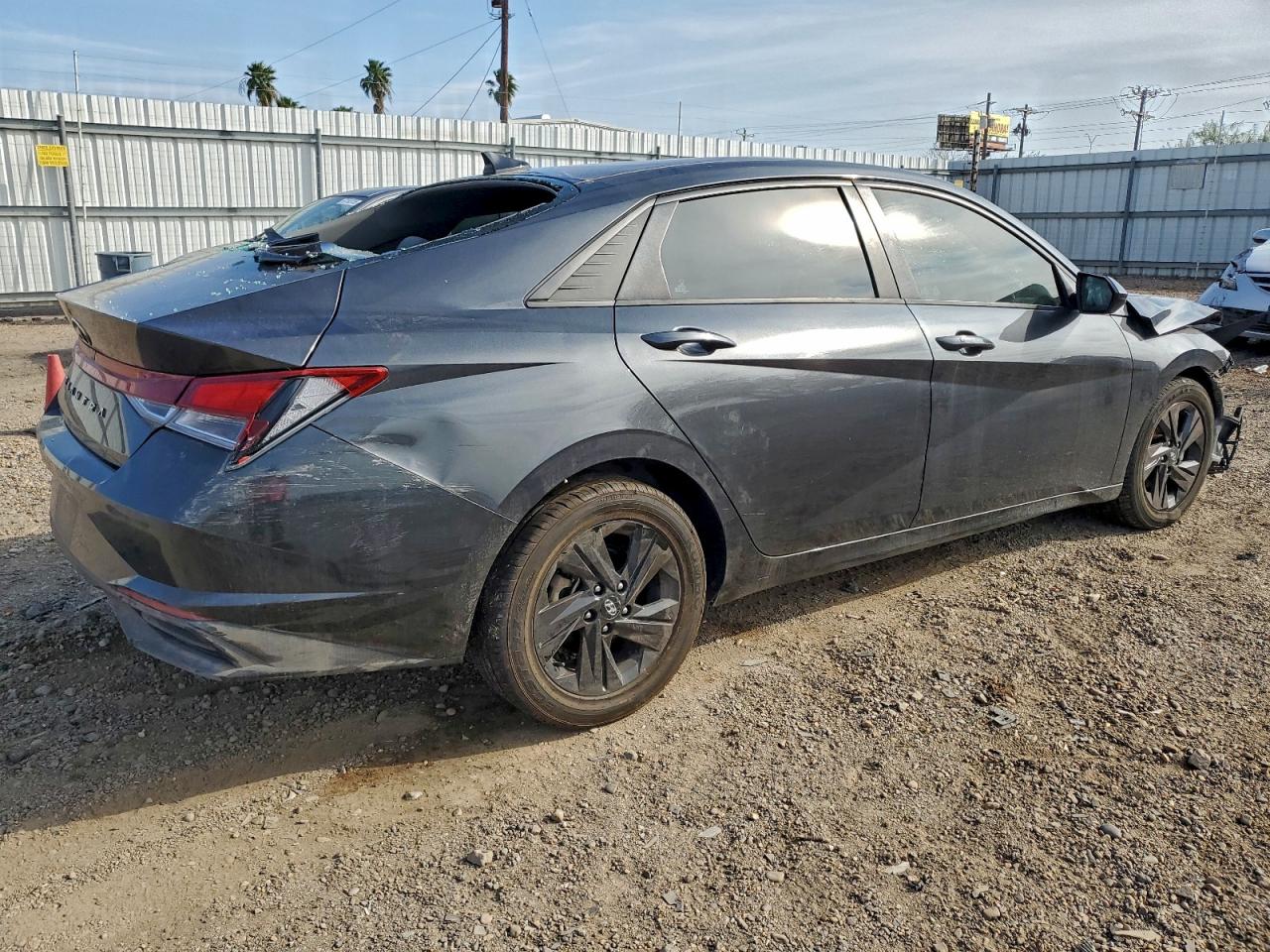 2021 HYUNDAI ELANTRA SEL photo 3