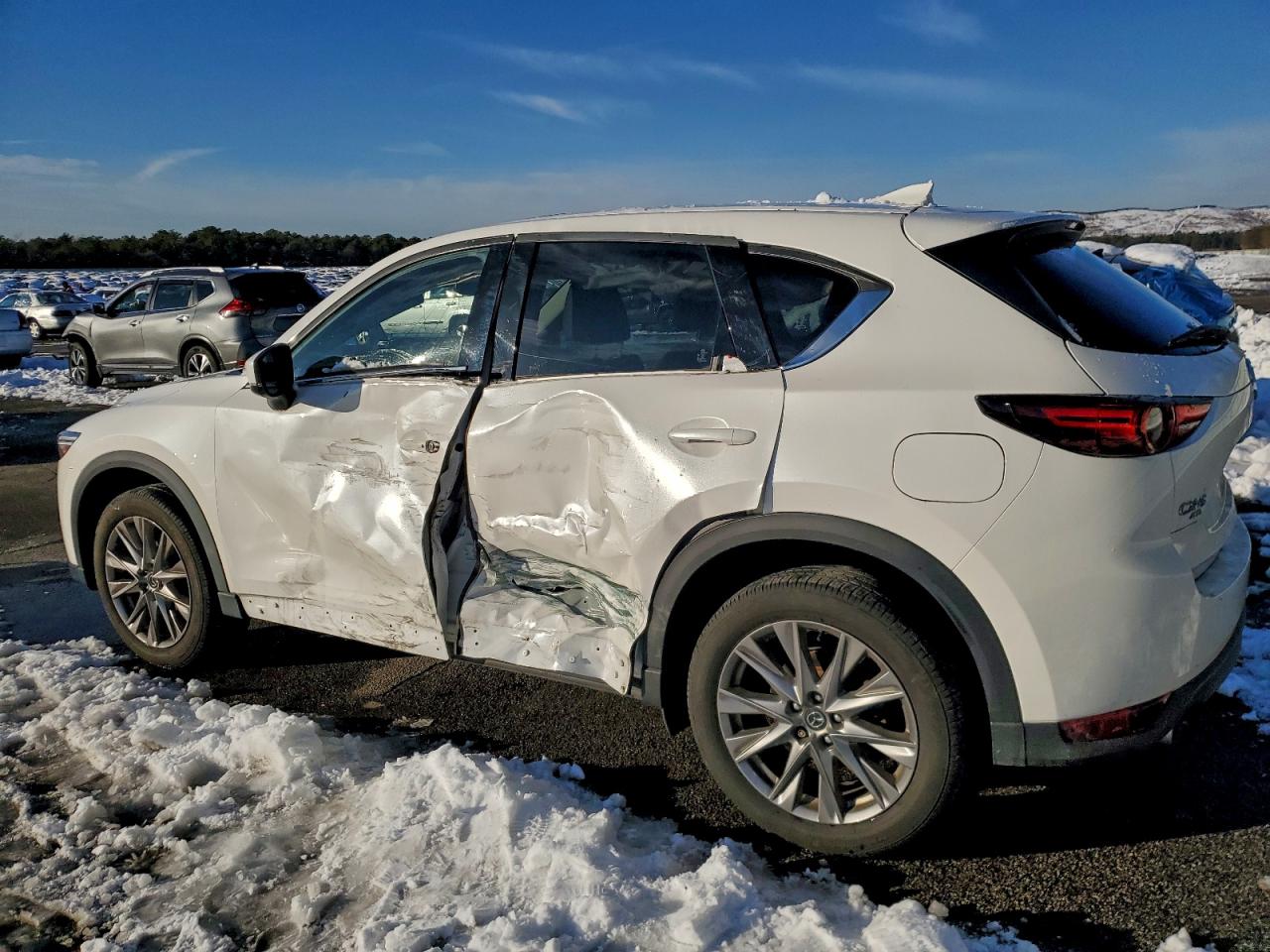 2021 MAZDA CX-5 GRAND TOURING photo 2