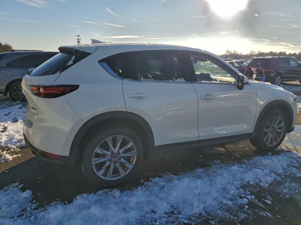 2021 MAZDA CX-5 GRAND TOURING photo 3