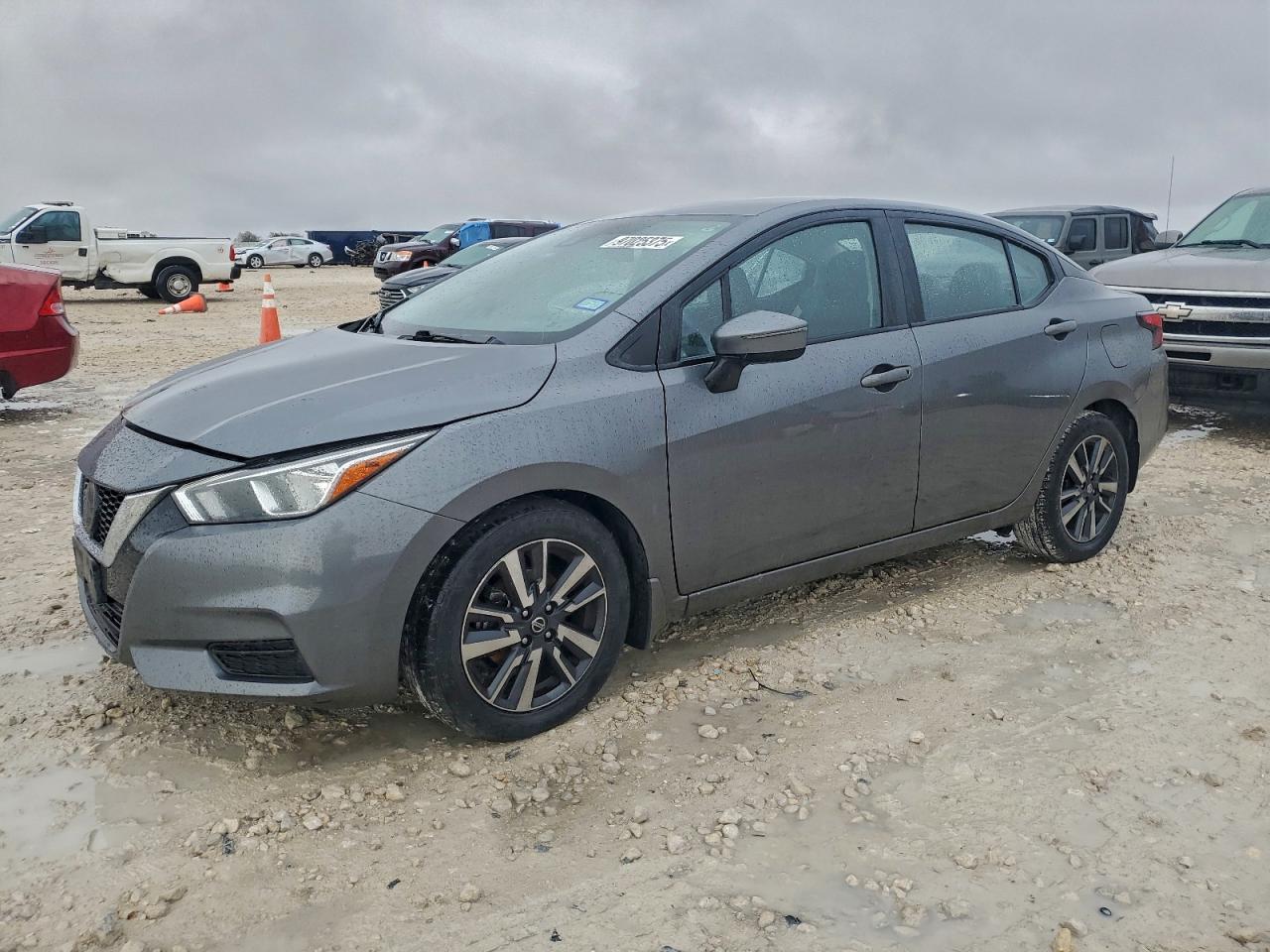 2021 NISSAN VERSA