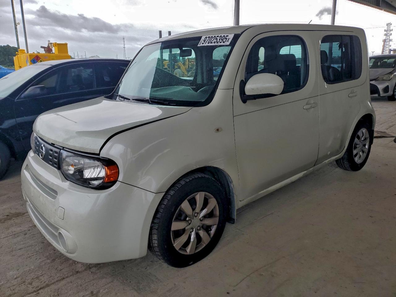 2010 NISSAN CUBE