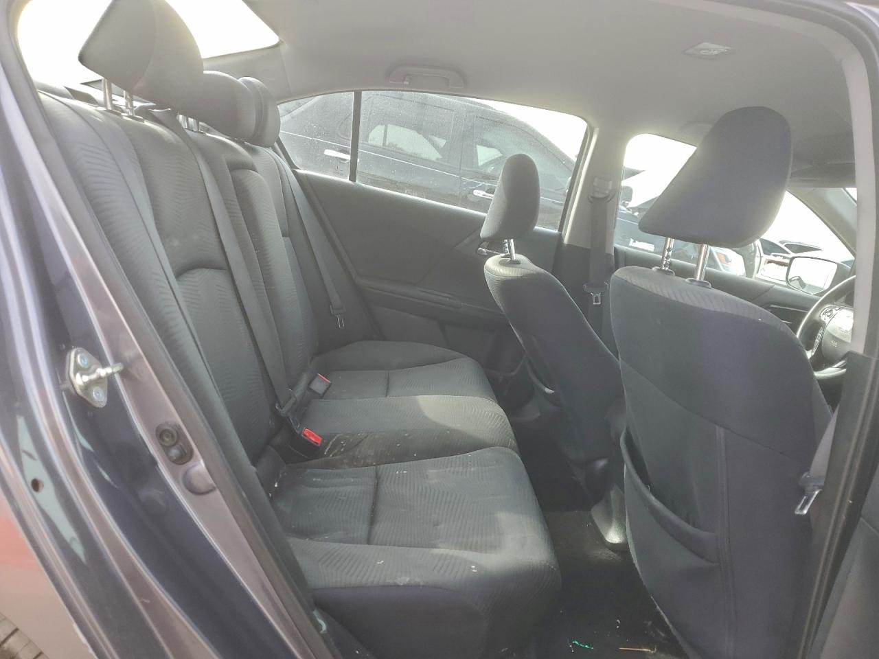 2017 HONDA ACCORD LX photo 10