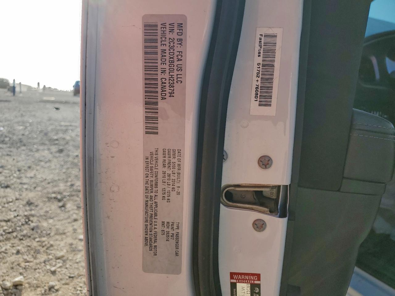 2020 DODGE CHARGER SXT photo 25