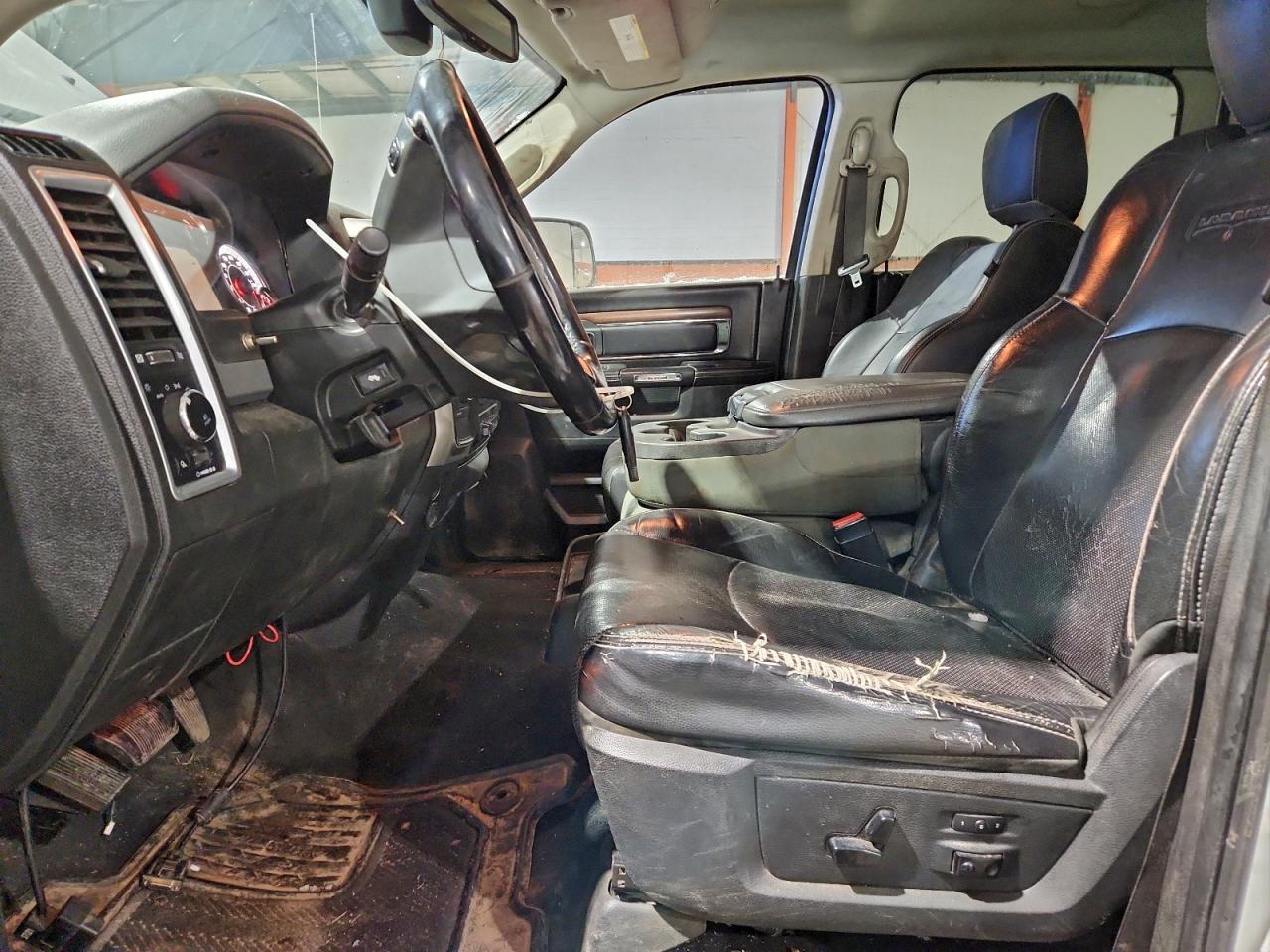 2018 RAM 3500 SLT photo 7