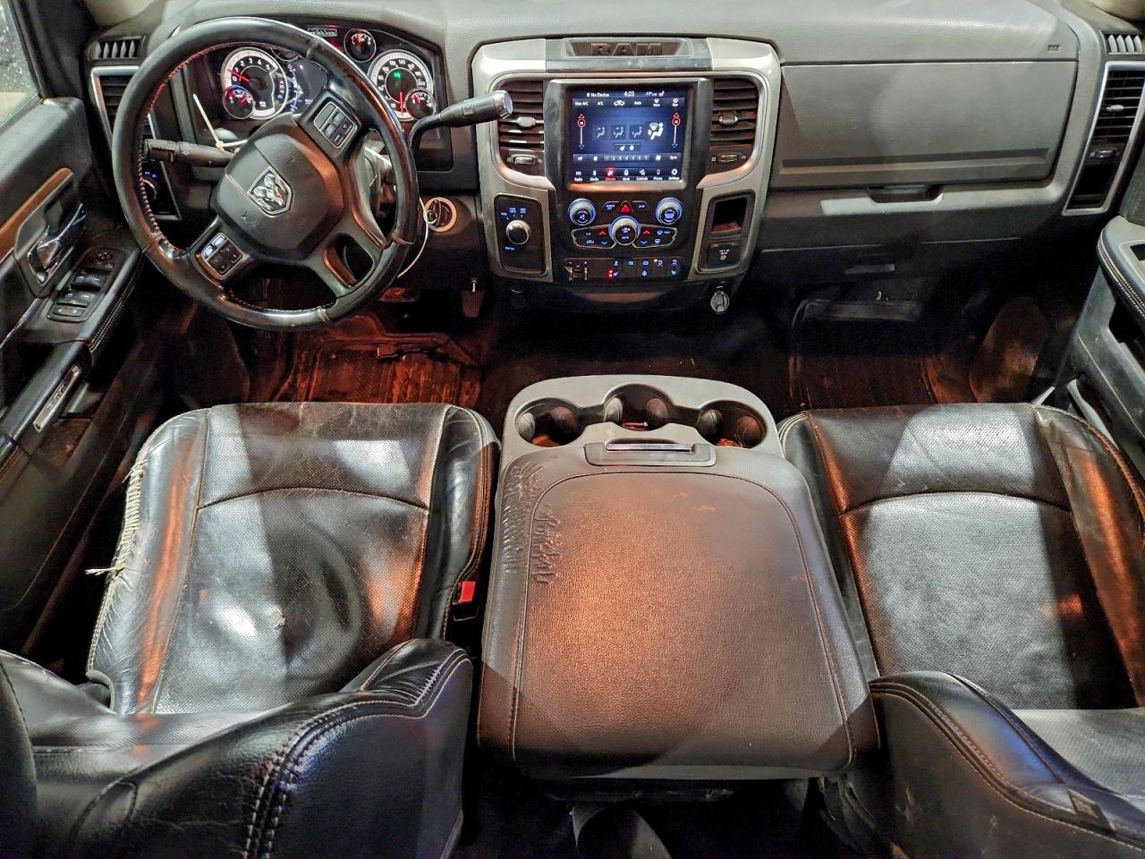 2018 RAM 3500 SLT photo 8