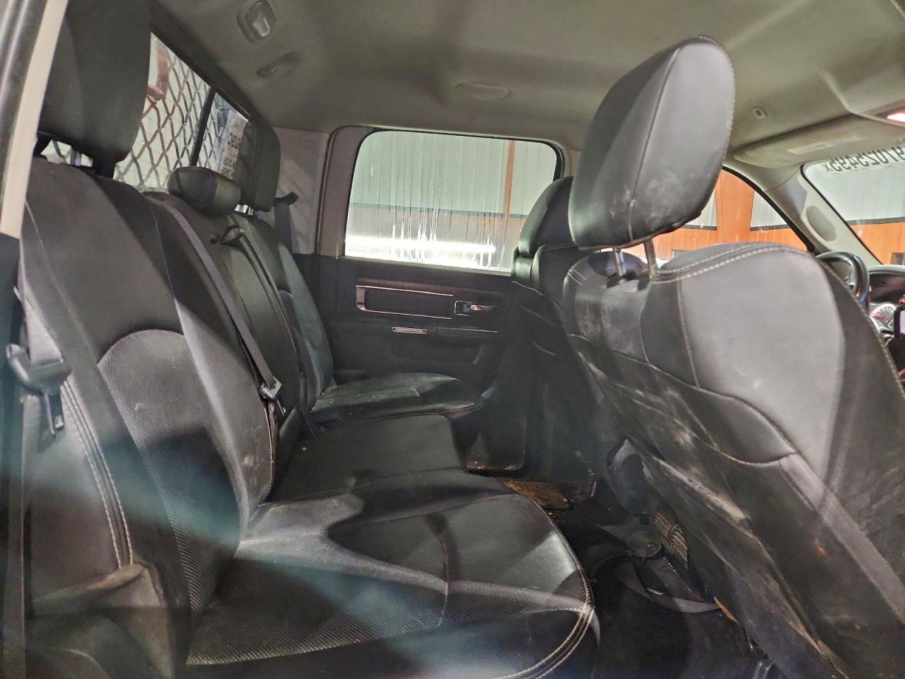 2018 RAM 3500 SLT photo 10
