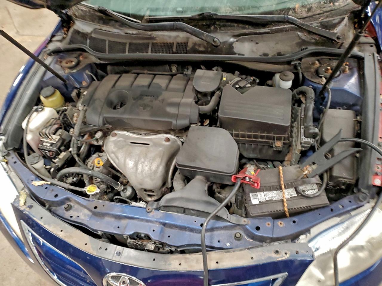 2010 TOYOTA CAMRY BASE photo 11