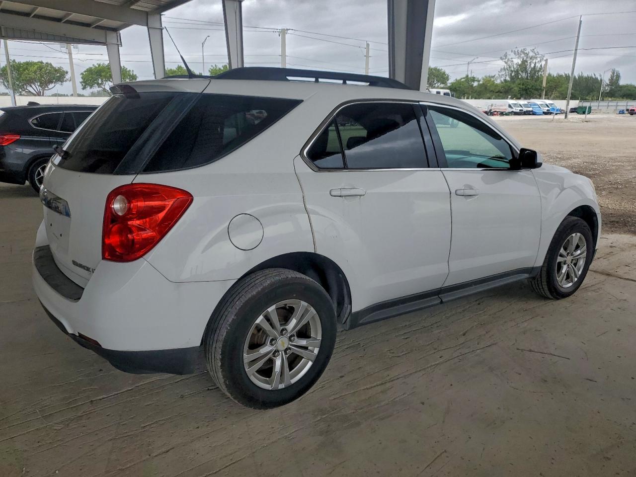 2010 CHEVROLET EQUINOX LT photo 7