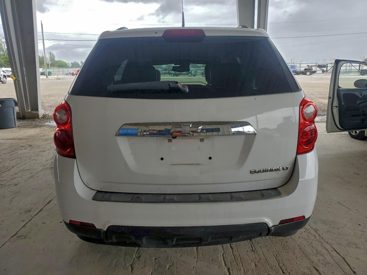 2010 CHEVROLET EQUINOX LT photo 16