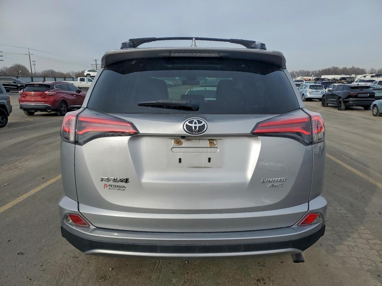 2018 TOYOTA RAV4 LIMITED photo 6