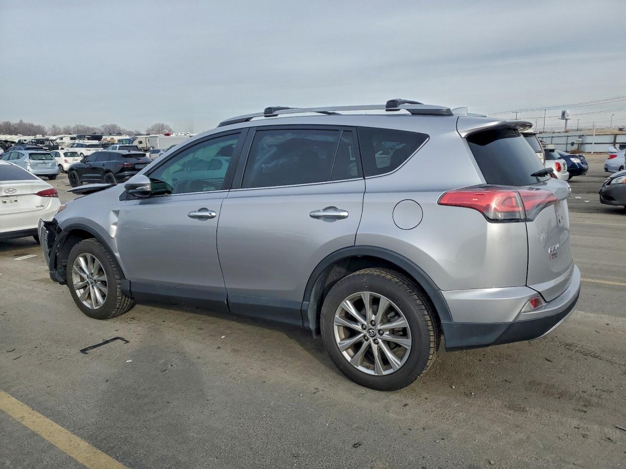 2018 TOYOTA RAV4 LIMITED photo 2