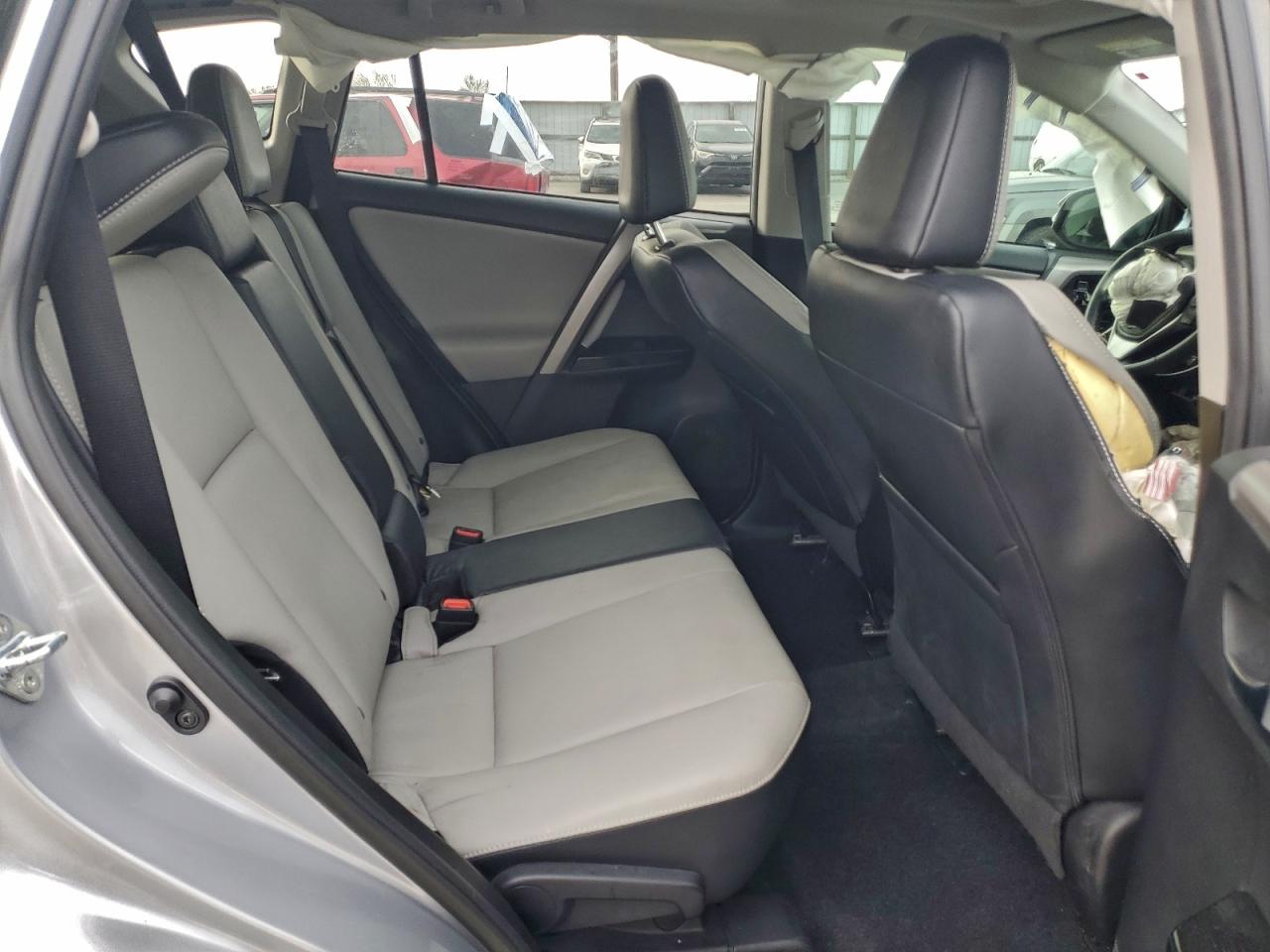 2018 TOYOTA RAV4 LIMITED photo 11