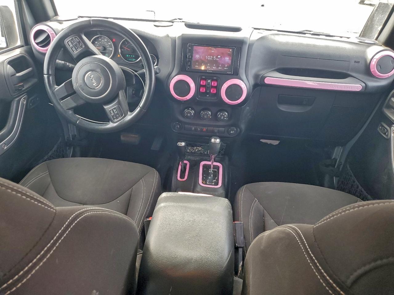 2015 JEEP WRANGLER UNLIMITED SAHARA photo 22