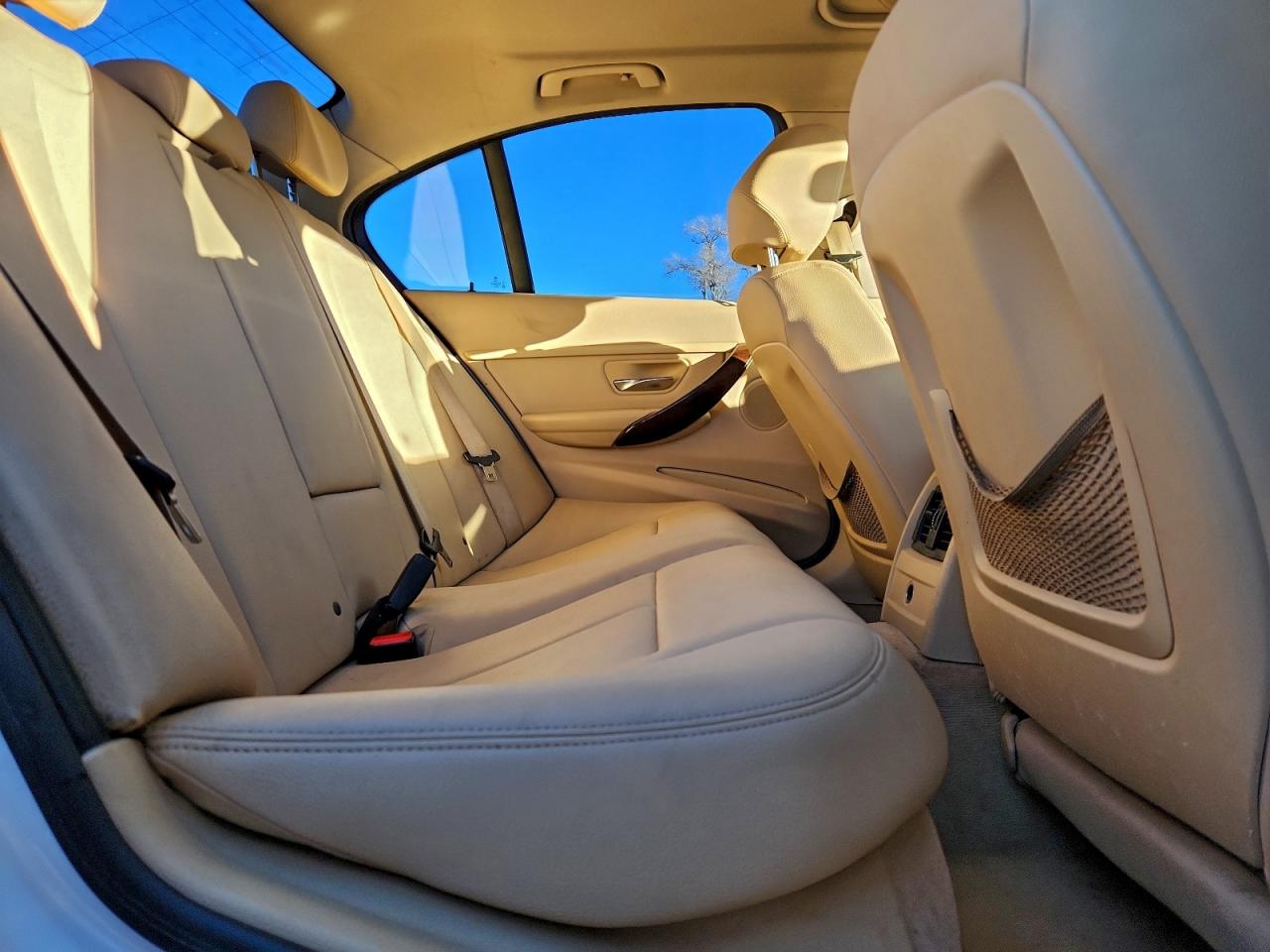 2014 BMW 320 I photo 19