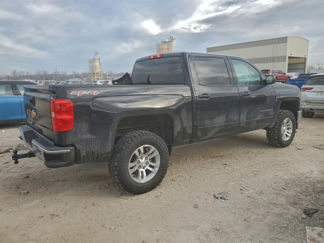 2015 CHEVROLET SILVERADO K1500 LT photo 3
