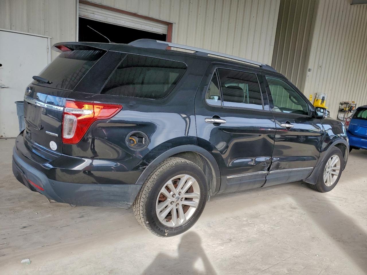 2014 FORD EXPLORER XLT photo 3