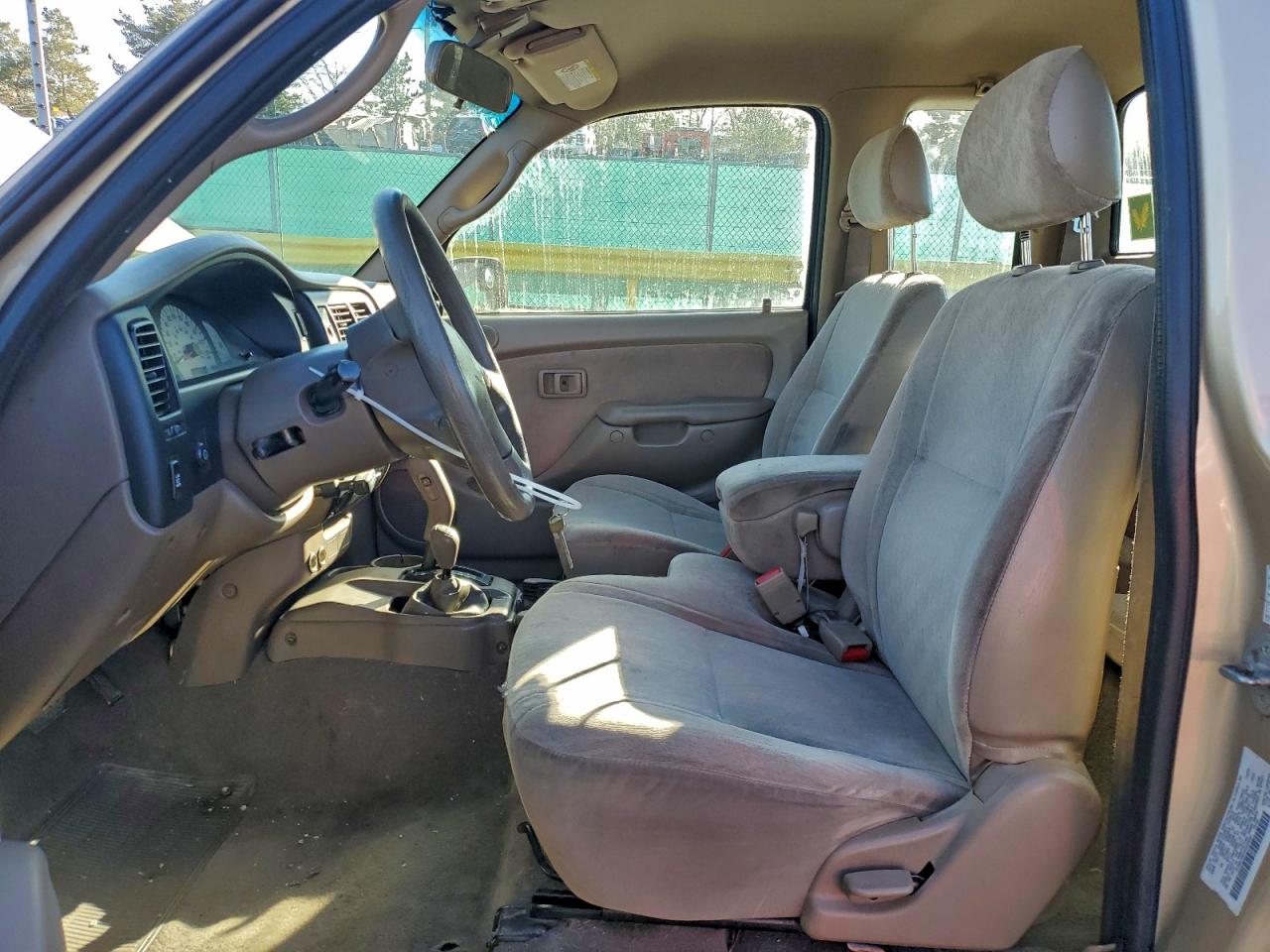 2004 TOYOTA TACOMA XTRACAB photo 13