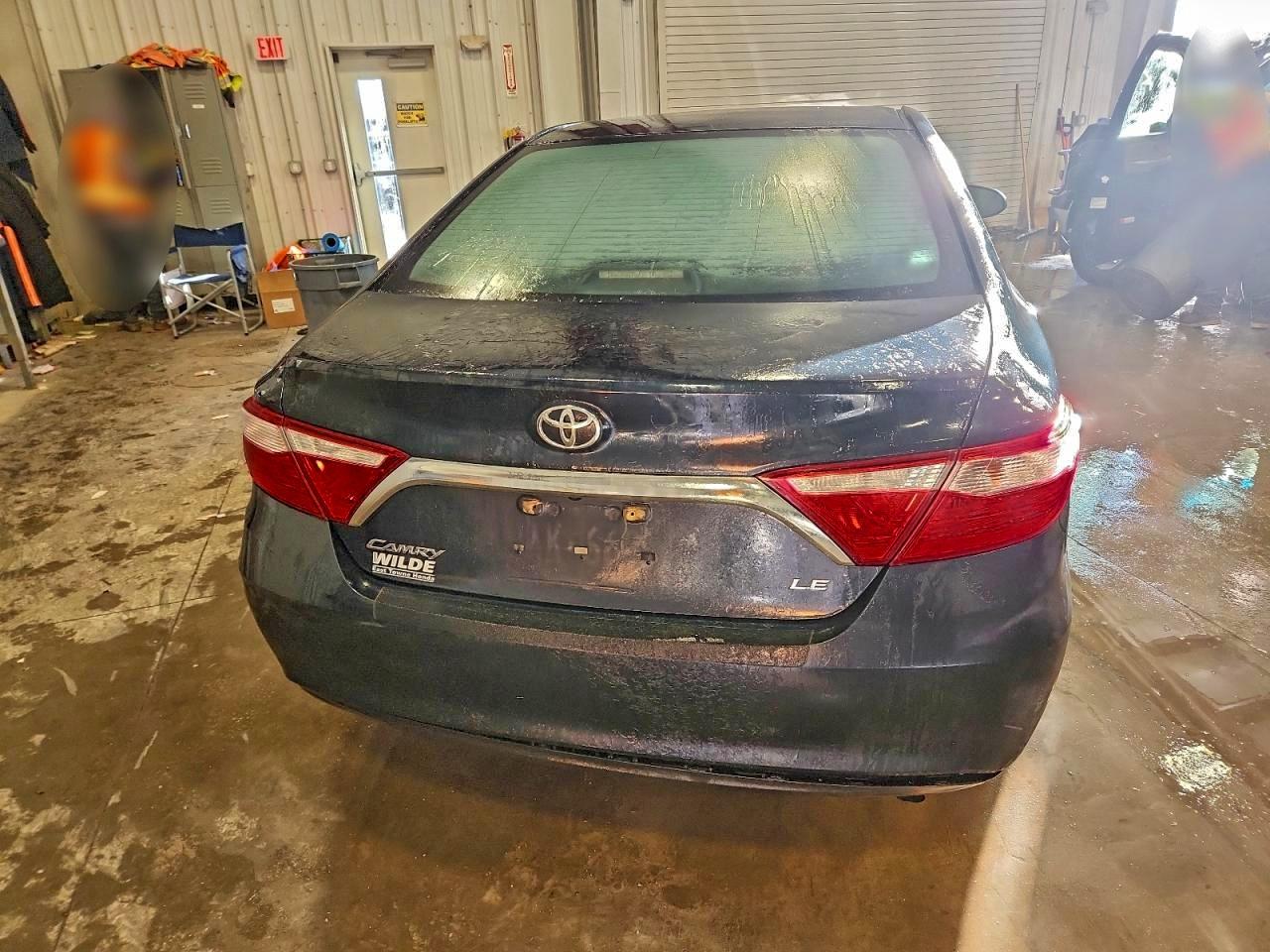 2017 TOYOTA CAMRY LE photo 16