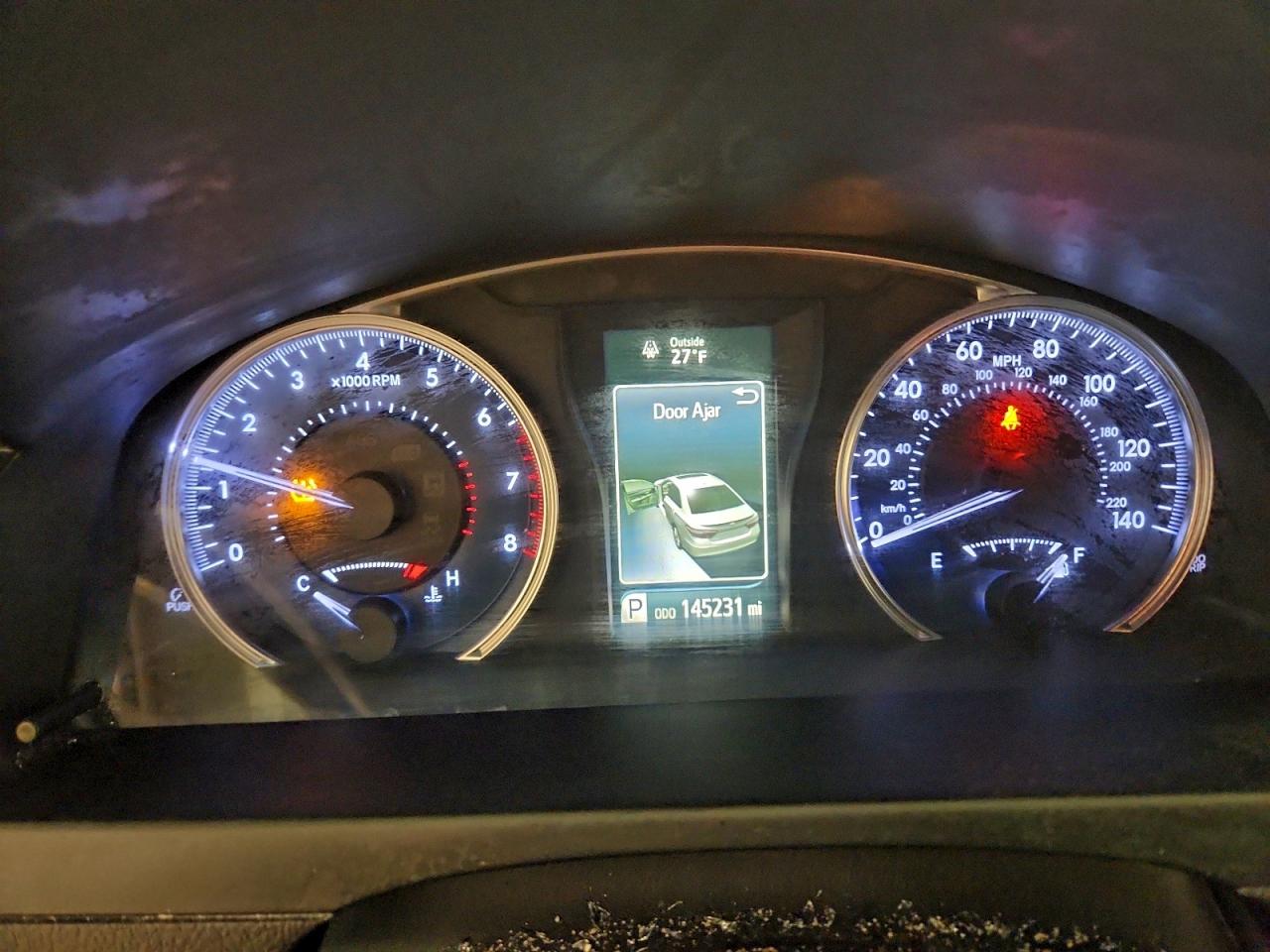 2017 TOYOTA CAMRY LE photo 25