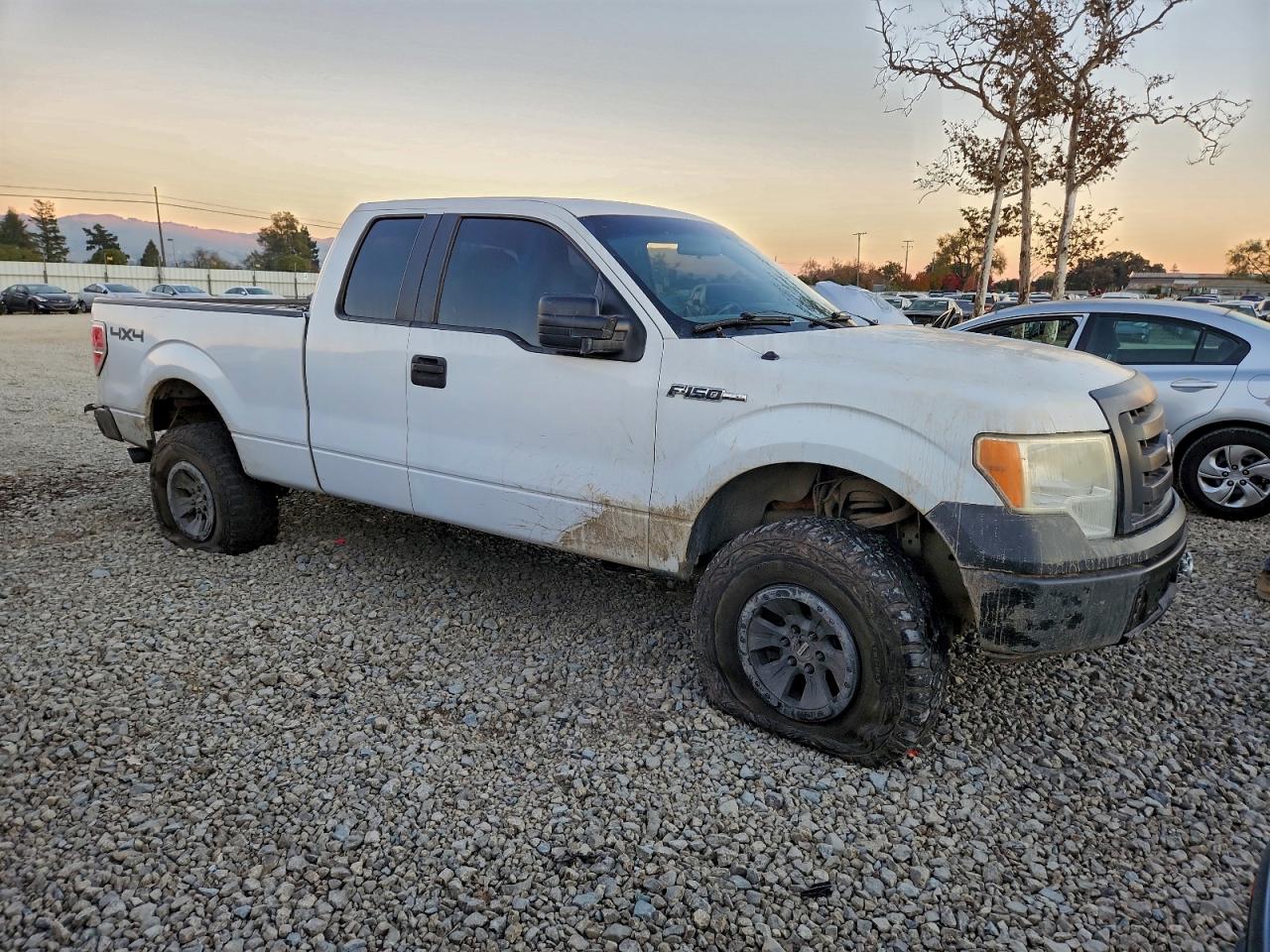 2011 FORD F150 SUPER CAB photo 4